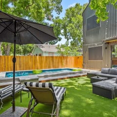 Modern Luxury Home - Minutes from Lady Bird Lake