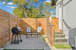 Airport Access | EV Charger + Grill + Fenced Yard - Image 4