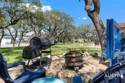 Near Lake Waterpark Access, Views & Firepit - Image 4