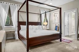 Quiet E Austin Comfort w 3 Suites, Peloton + Grill - Image 4
