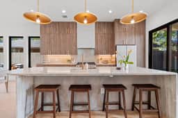 Sunny East ATX Launchpad | Near Lake, Chavez & 6th - Image 3