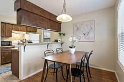 Walk to Zilker! Patio w/ a View & Elevated Balcony - Image 3