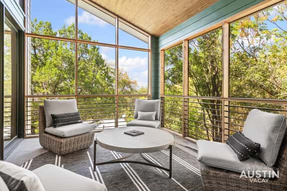 Quiet South Austin King Suite • Porch + SoCo - Image 1