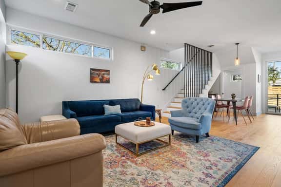 South ATX Hideaway w Hot Tub & Grill Mins to SoCo! - Image 1