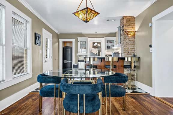 Pet-Friendly ATX Stay w Grill - 5 Min to Rainey! - Image 1