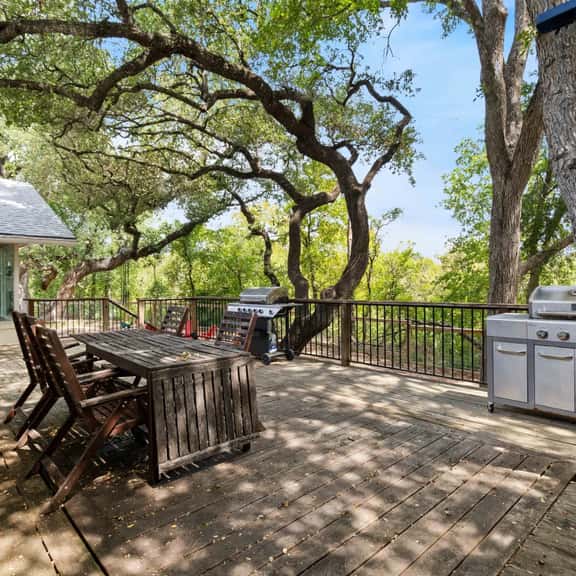 Deck & Firepit Retreat | Pets OK | EV Charger+Gym - Image 1