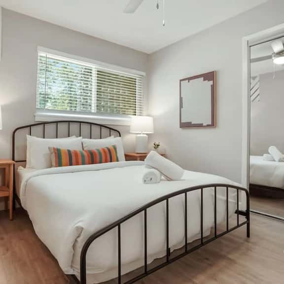 Indulge in Downtown Austin | Apt Near Zilker Park - Image 1