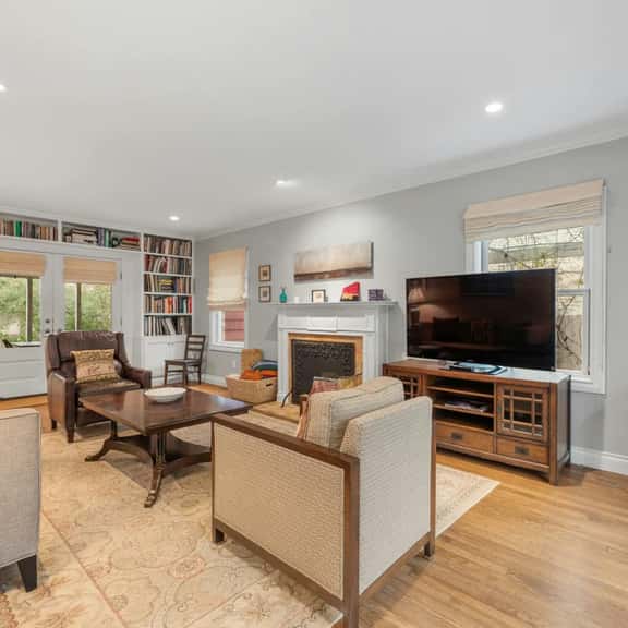 Pet-Friendly Retreat w/ Parking+Patio Near UT - Image 1