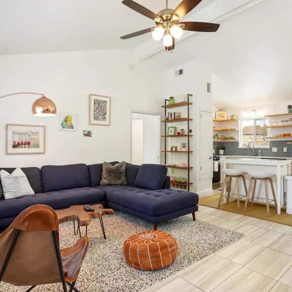 Stylish Austin Retreat w/ Luxurious King Bed + W/D - Image 1