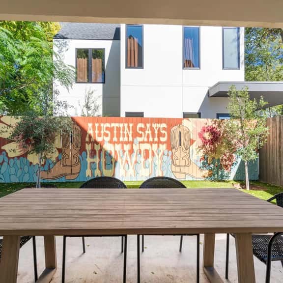 Sunny East ATX Launchpad | Near Lake, Chavez & 6th - Image 1