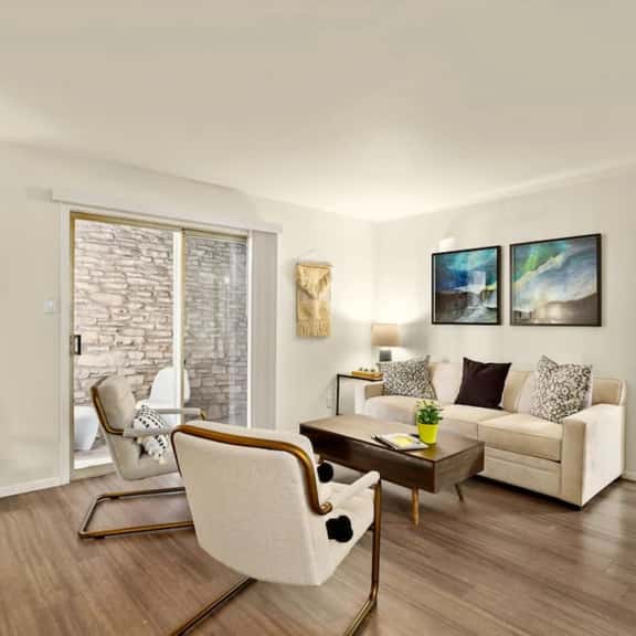 Walk to Golf Course! Near Lake + Pool w Parking - Image 1