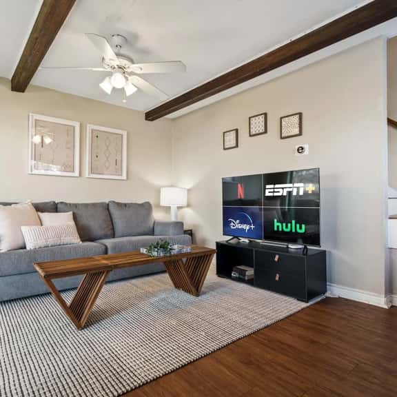 Walk to Zilker! Patio w/ a View & Elevated Balcony - Image 1