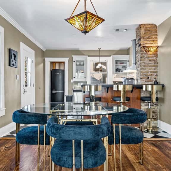Pet-Friendly ATX Stay w Grill - 5 Min to Rainey! - Image 1