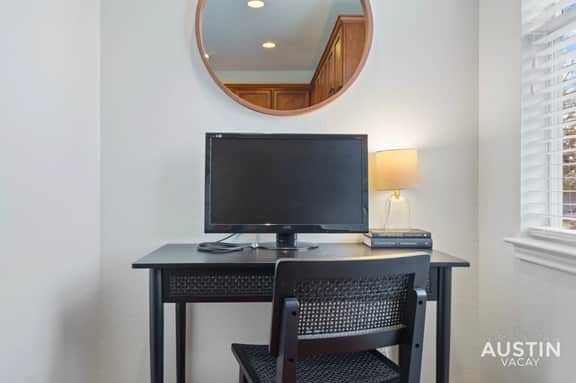 Beautiful King Accommodations + Luxury Linen + W/D - Image 5