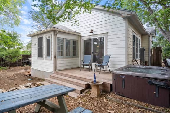 Charming Vintage House in Zilker | Hot Tub + Prkg - Image 4
