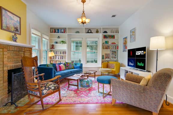 Charming Vintage House in Zilker | Hot Tub + Prkg - Image 2