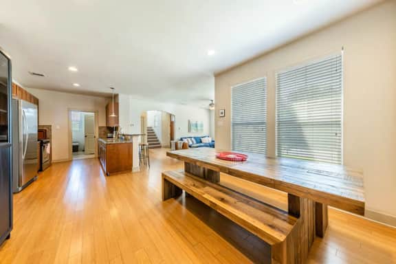 East ATX Home - Parking, NEW, Sleeps 6, Near DT - Image 3