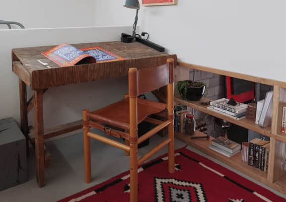 Industrial Artist Loft at Iconic Property - Image 4