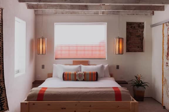Large West Texas Suite at Iconic Property - Image 2