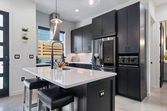 Luxury East Austin Hideaway w Yard & Private Deck! - Image 2
