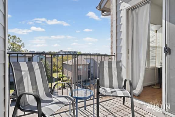 Pet-Friendly Condo | Near Domain | Q2 Stadium - Image 3