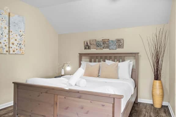 Two-Story S Austin Hideaway w Pool & Balcony - Image 2