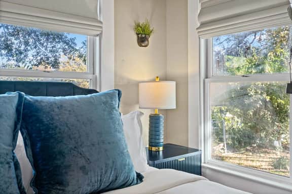 Pet-Friendly ATX Stay w Grill - 5 Min to Rainey! - Image 3